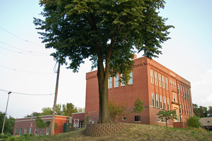 Photo of Hanawalt Elementary School