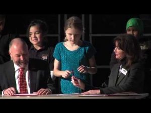 ISU 4U Promise Launches at Moulton, King – DMPS-TV News thumbnail